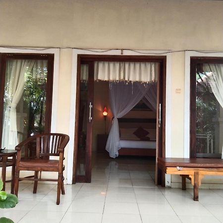 Pondok Aldi Amed  Bagian luar foto